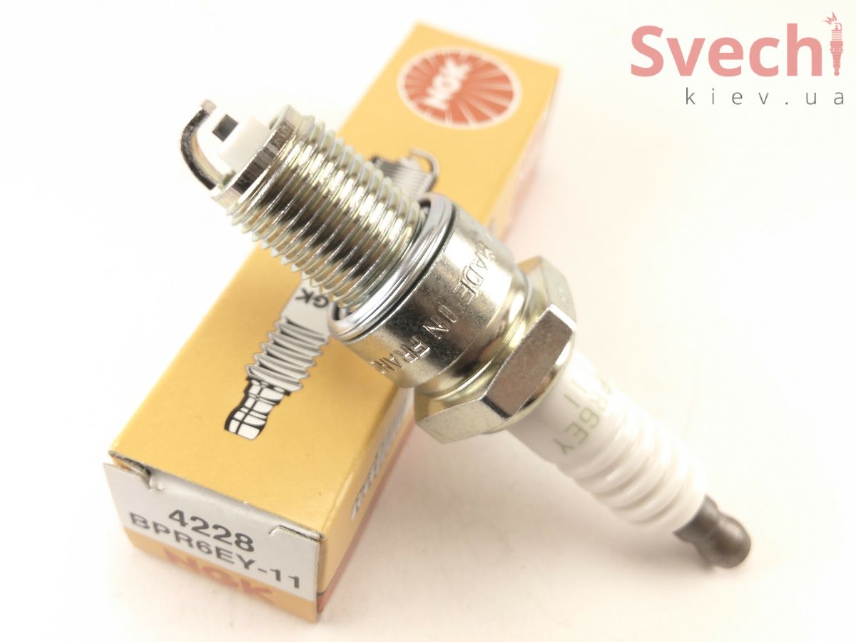 NGK BPR6EY-11 свеча зажигания NGK Standard, купить в Украине